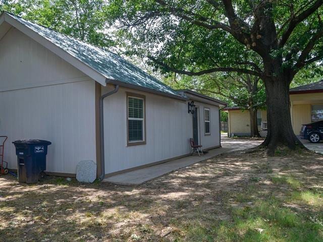 512 Irby Ln in Irving, TX - Building Photo - Building Photo