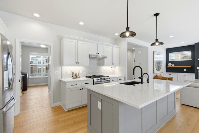 9603 Summer Willow Ln in Fitchburg, WI - Foto de edificio - Building Photo