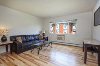 Dutchess Apartments in Poughkeepsie, NY - Building Photo - Building Photo