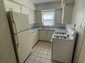 1907 N Jeanette Ave in Wichita, KS - Building Photo - Building Photo