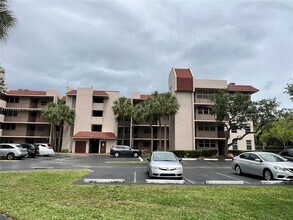 1920 Sabal Palm Dr in Davie, FL - Building Photo - Building Photo