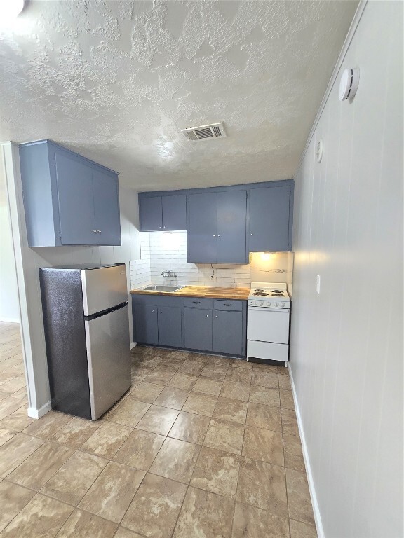 509 Truman St in Cleveland, TX - Building Photo - Building Photo