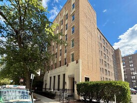 919 W Carmen Ave, Unit 2C in Chicago, IL - Building Photo