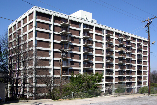 Park Tower in Birmingham, AL - Foto de edificio - Building Photo