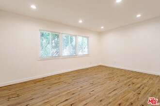 1812 W Glenoaks Blvd-Unit -A in Glendale, CA - Building Photo - Building Photo