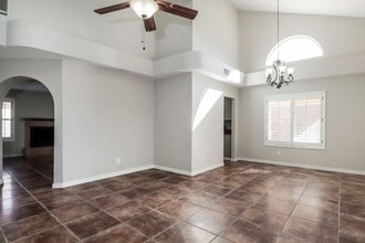 2571 W Blaine Ct in Tucson, AZ - Building Photo - Building Photo