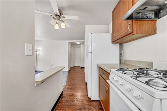 142 W Ferry St in Buffalo, NY - Building Photo - Building Photo