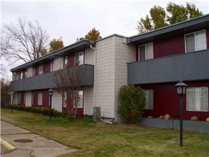 Lyndale Garden Apartments in Broken Arrow, OK - Building Photo - Building Photo