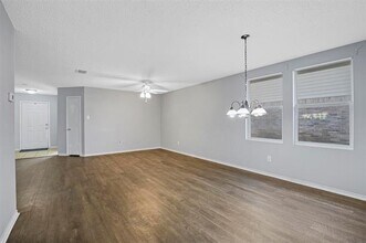 1713 Baxter Springs Dr in Justin, TX - Building Photo - Building Photo