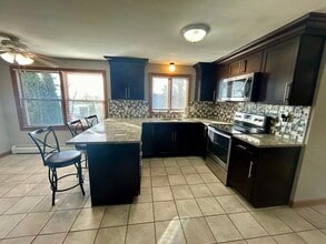 135 Allison Dr in Torrington, CT - Building Photo - Building Photo