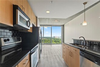 361 17th St NW in Atlanta, GA - Building Photo - Building Photo