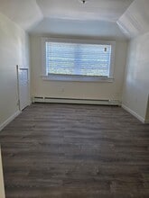 286 Kennedy Dr in Fairview, NJ - Building Photo - Building Photo