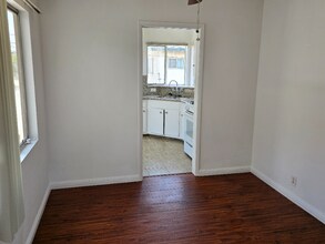 12079 Lamanda St in Los Angeles, CA - Building Photo - Building Photo
