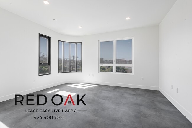 property at 3450 W 43rd St