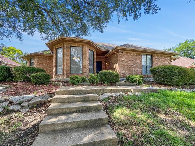property at 700 Dartbrook Dr