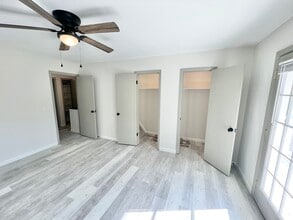 266 Fleming Rd, Unit A in Charleston, SC - Building Photo - Building Photo