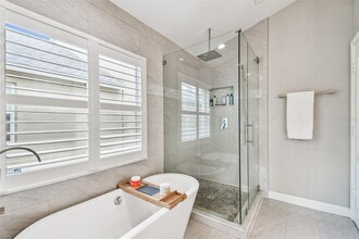 5354 Lookout Pass in Wesley Chapel, FL - Foto de edificio - Building Photo