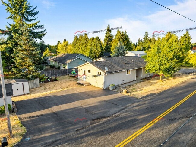 750 W Vine St in Napavine, WA - Building Photo - Building Photo