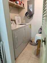 133 Lake Pine Cir in Greenacres, FL - Building Photo - Building Photo