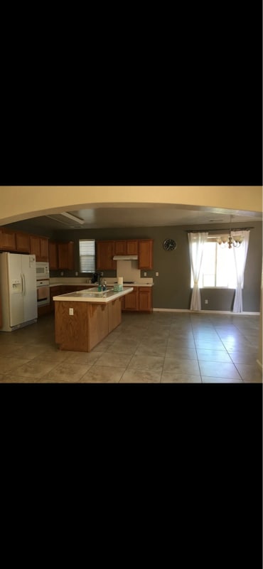 4317 W Pinsapo Dr in Fresno, CA - Building Photo - Building Photo