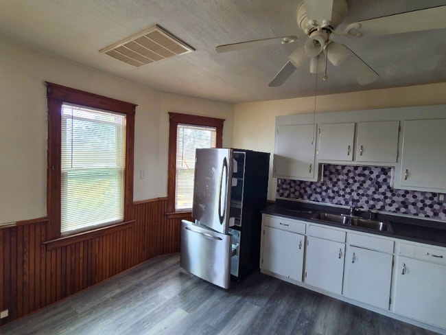 116 Miller St in New Britain, CT - Building Photo - Building Photo