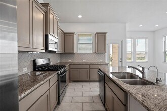 18005 Pomelo Ln in Pflugerville, TX - Building Photo - Building Photo