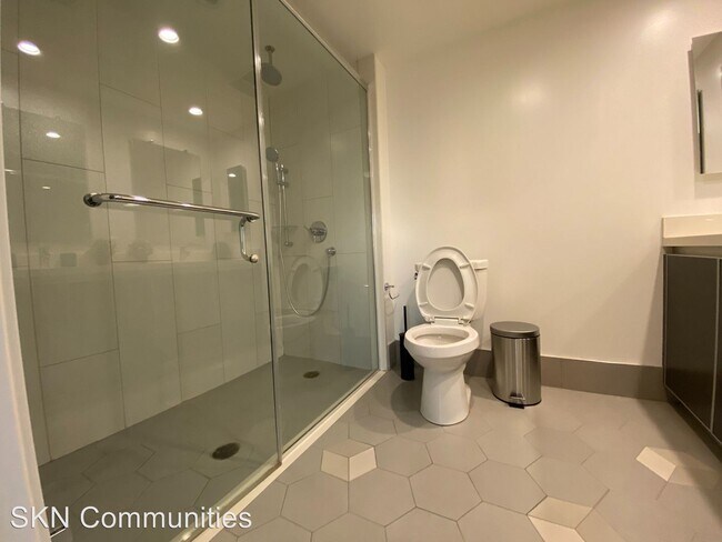 120 S Orlando Ave in Los Angeles, CA - Foto de edificio - Building Photo