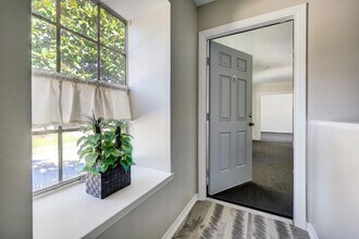 9031 Gaylord Dr in Houston, TX - Building Photo - Building Photo