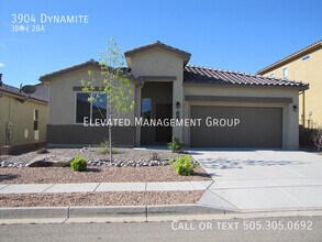 3904 Dynamite Rd NE in Rio Rancho, NM - Building Photo - Building Photo