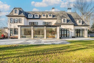 6 Deer Trail Rd in Saddle River, NJ - Building Photo - Building Photo