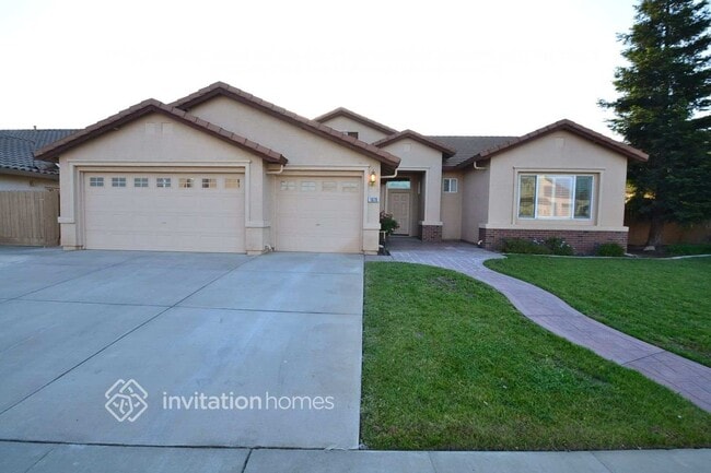 property at 1070 Steele Way