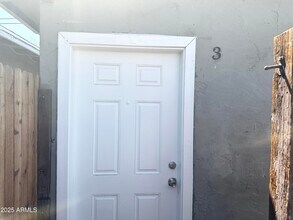 2135 W Hadley St in Phoenix, AZ - Building Photo - Building Photo