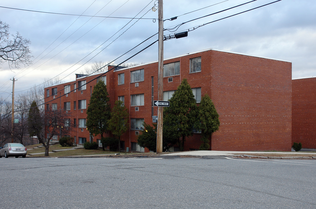 60-64 Locust St in Holyoke, MA - Building Photo