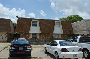 4028 Quincy St Apartments