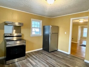 255 Highview St in Jackson, TN - Building Photo - Building Photo