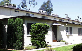 607-609 E San Jose Ave in Burbank, CA - Building Photo - Building Photo