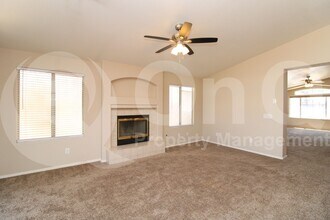 6564 E Menlo St in Mesa, AZ - Building Photo - Building Photo