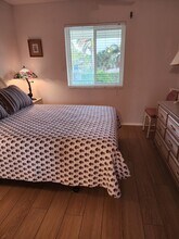 12 12th Ave S in Naples, FL - Building Photo - Building Photo
