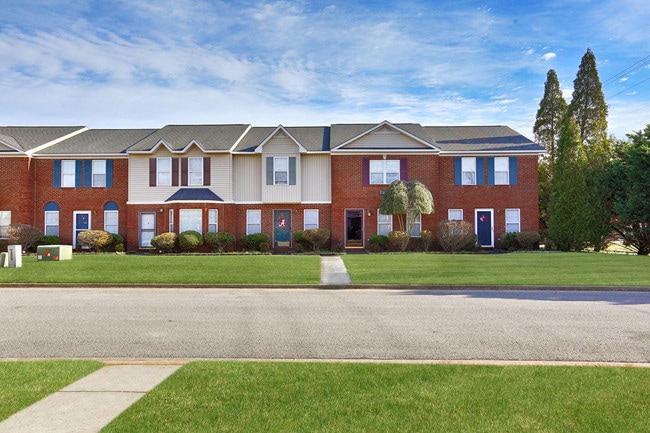 Huntington Place Townhomes in Decatur, AL - Foto de edificio - Building Photo