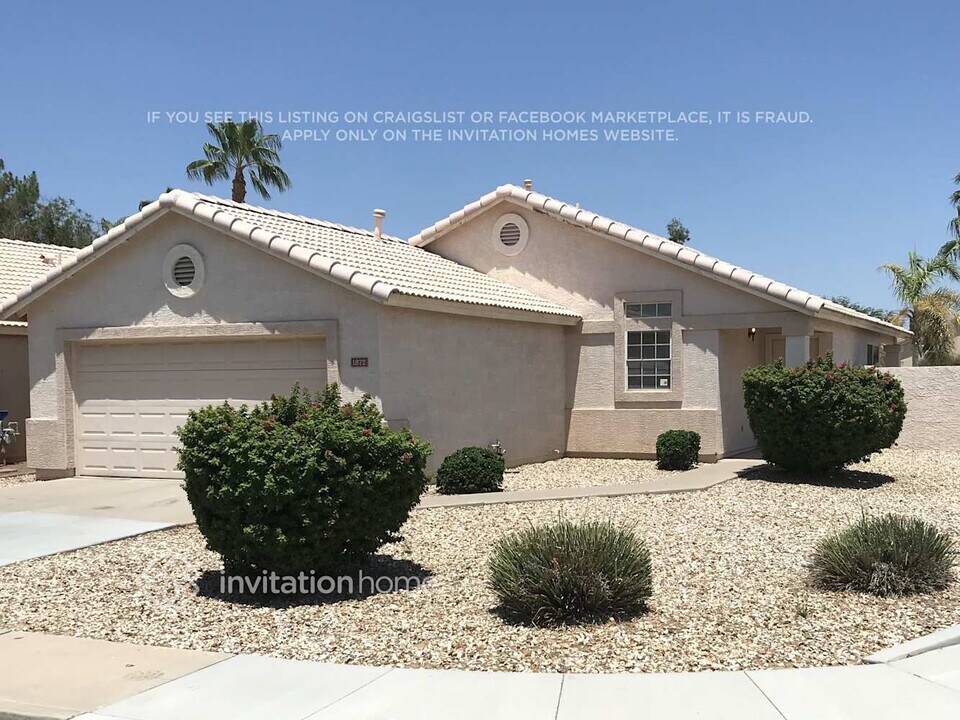1872 E San Tan St in Chandler, AZ - Building Photo