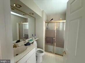 1312 Rustic Ct in Trenton, NJ - Building Photo - Building Photo