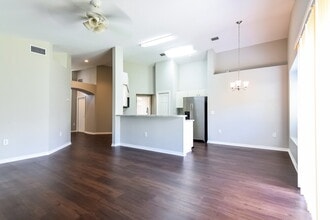 13610 Ogakor Dr in Riverview, FL - Building Photo - Building Photo
