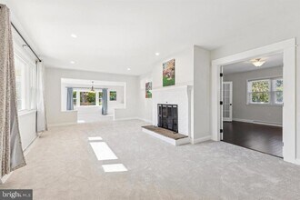 22810 Ridge Rd in Germantown, MD - Building Photo - Building Photo