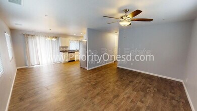 3854 Alameda Way in Bonita, CA - Building Photo - Building Photo
