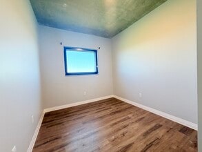 3100 Meadowbrook Ln in Windsor, ON - Building Photo - Building Photo