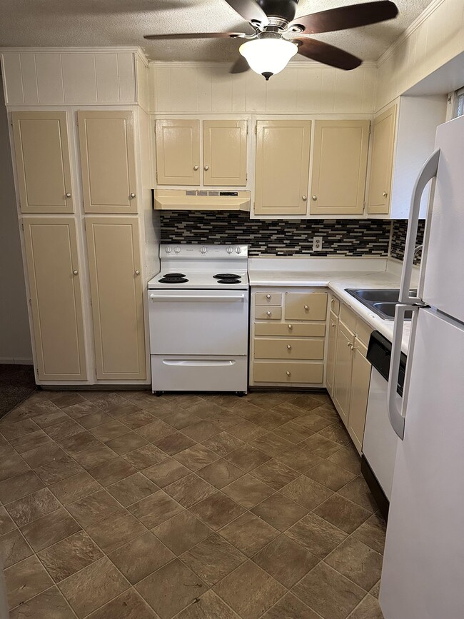 property at 411 Northside Dr