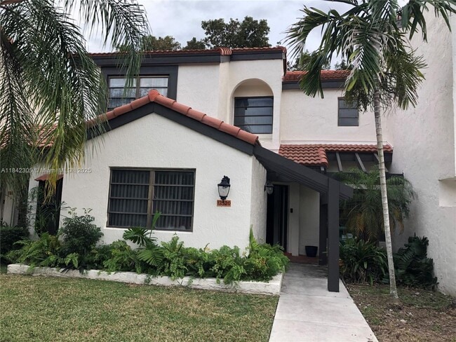 property at 12520 SW 94th Ln