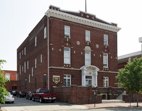 Marshall Street Apartments in Richmond, VA - Foto de edificio - Building Photo