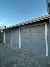 710-712 NE 15th Ave in Camas, WA - Building Photo - Building Photo