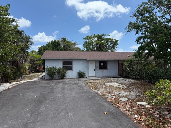 property at 7776 Overlook Rd